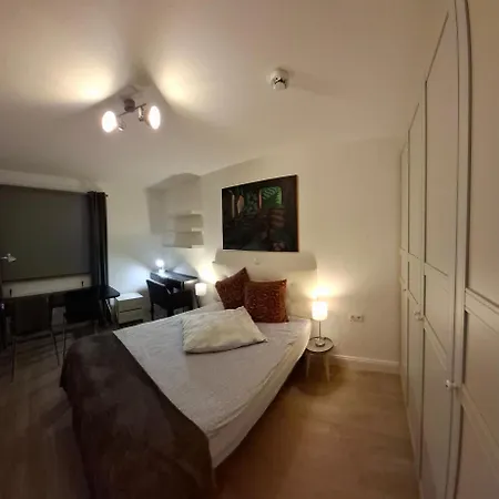 Guest house Double In Near Uni